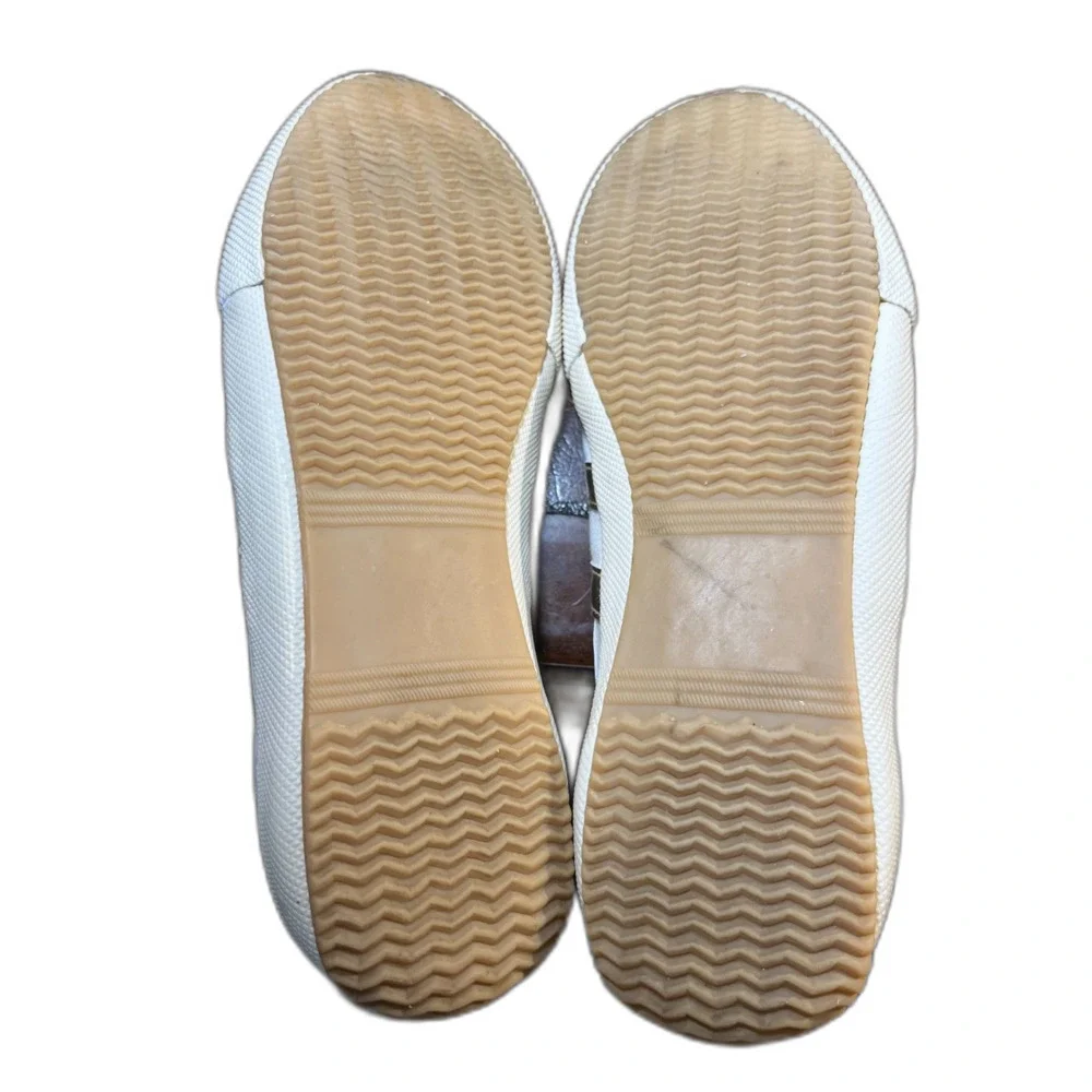 Gola Classics Women's Badminton Sneakers in Off White/Gold, US 9